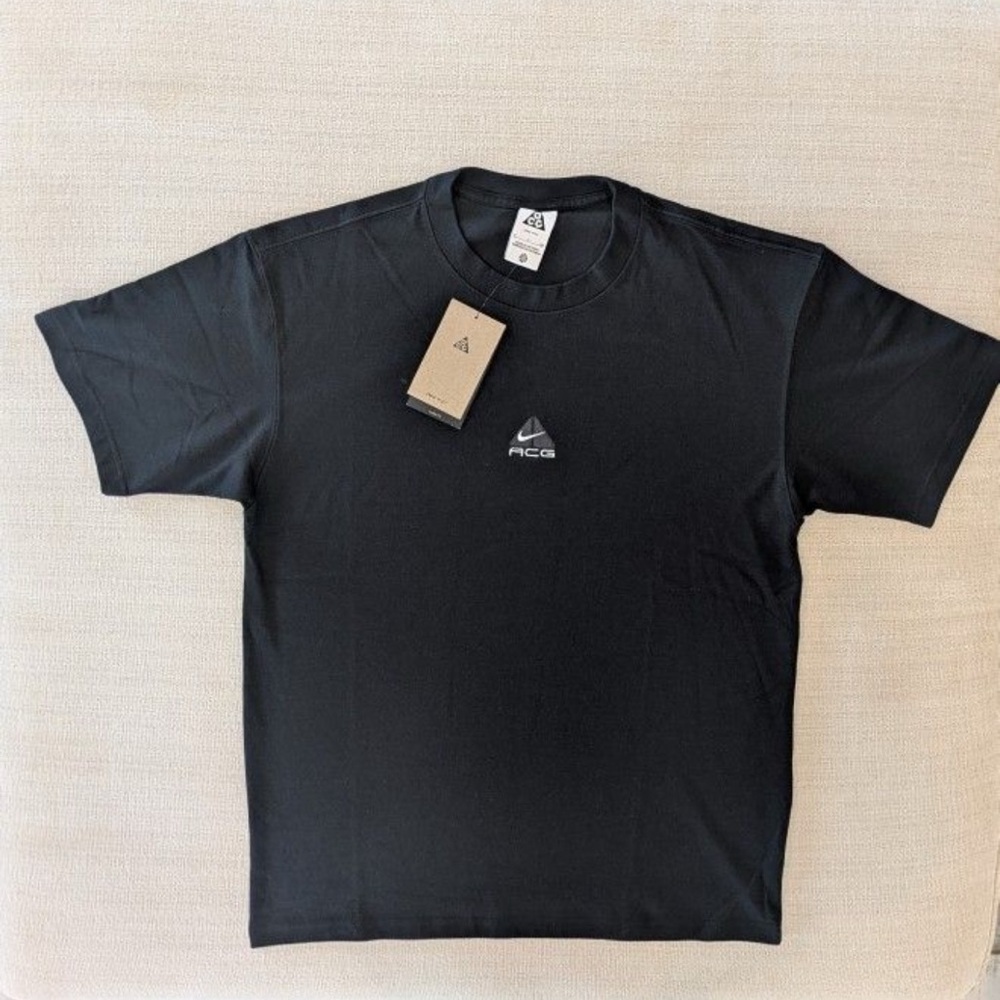 Nike NRG ACG Tee Shirt Mens Small Black Relaxed Short Sleeve Casual